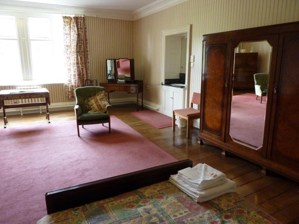 Gregynog Hall Hostal Tregynon Habitación foto
