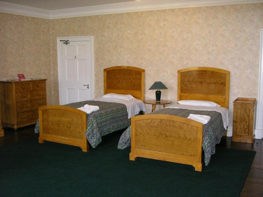 Gregynog Hall Hostal Tregynon Habitación foto
